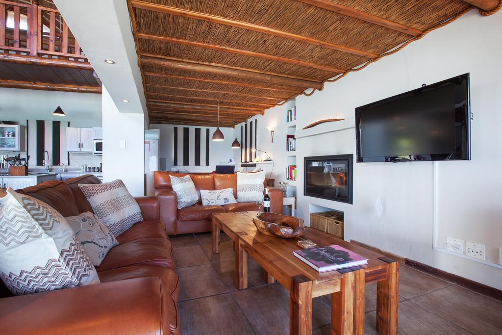 Whale Huys Luxury Oceanfront Eco Villa Gansbaai Ngoại thất bức ảnh