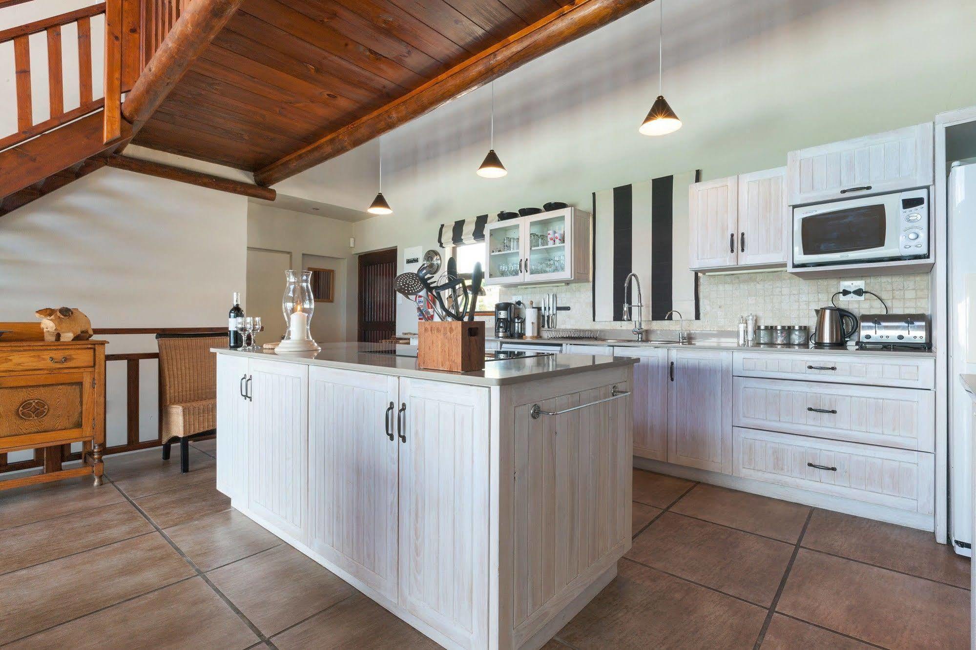 Whale Huys Luxury Oceanfront Eco Villa Gansbaai Ngoại thất bức ảnh